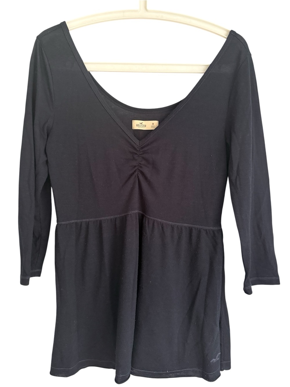 Hollister Women's dark blue 3/4 Sleeve  Top
Size M
